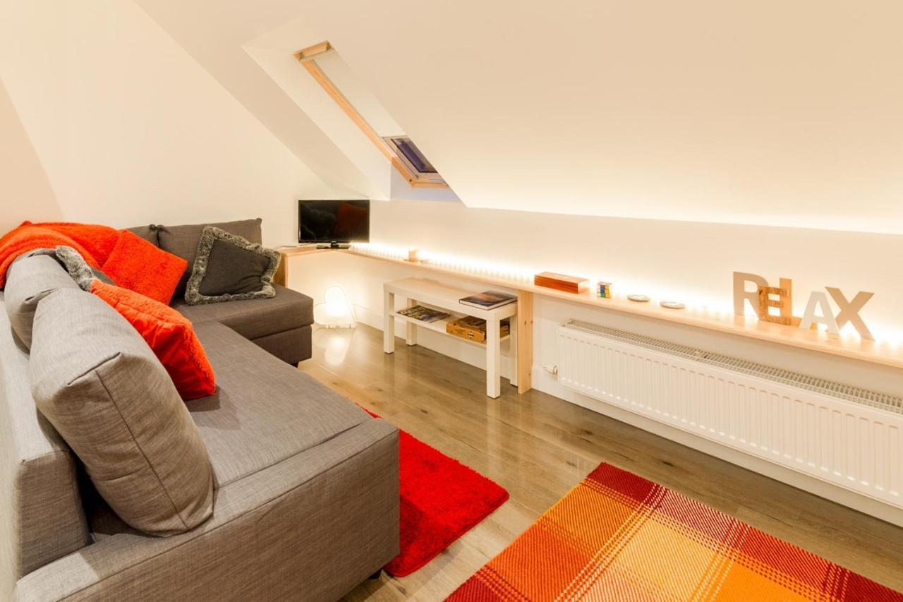 Allt Mor Rentals - Chalet With Hot Tub, And Studio Apartment No Hot Tub Roybridge Eksteriør bilde